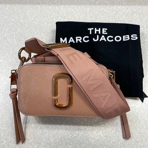 Mark Jacobs Snapshot blush with rose gold hardware crossbody.